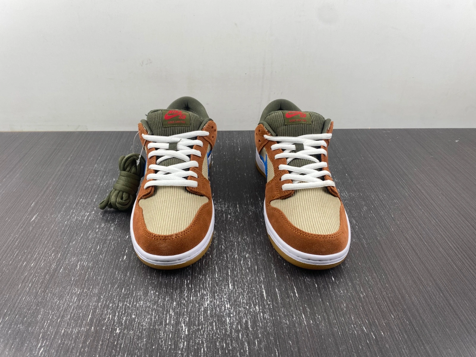 Nike SB Dunk Low Pro 'Corduroy' BQ6817‑201