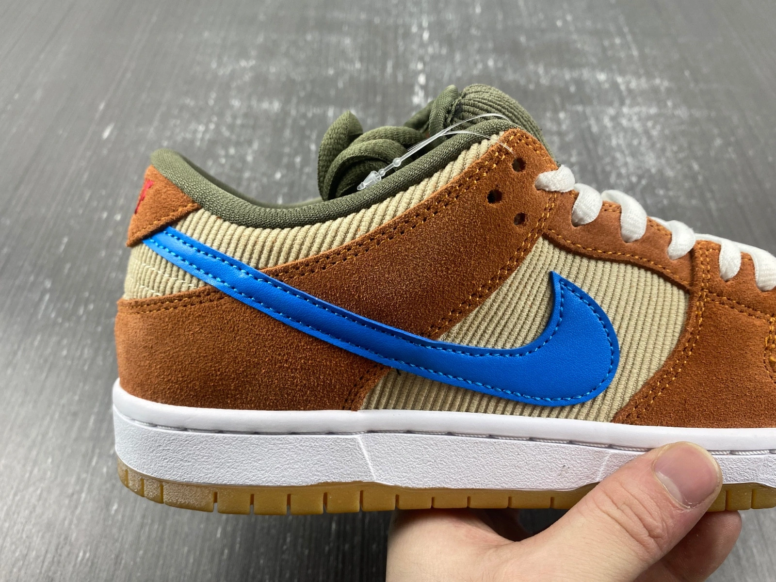 Nike SB Dunk Low Pro 'Corduroy' BQ6817‑201
