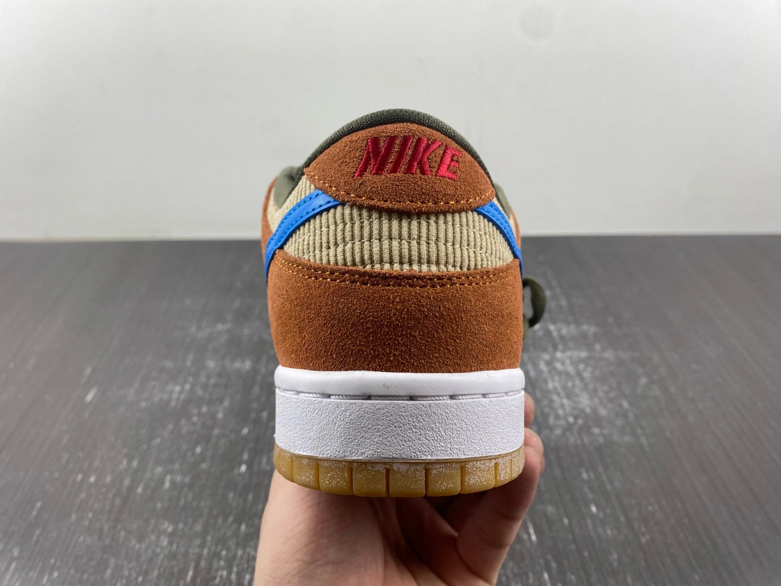 Nike SB Dunk Low Pro 'Corduroy' BQ6817‑201