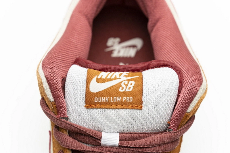 Nike SB Dunk Low Pro Dark Russet Cedar  BQ6817-202