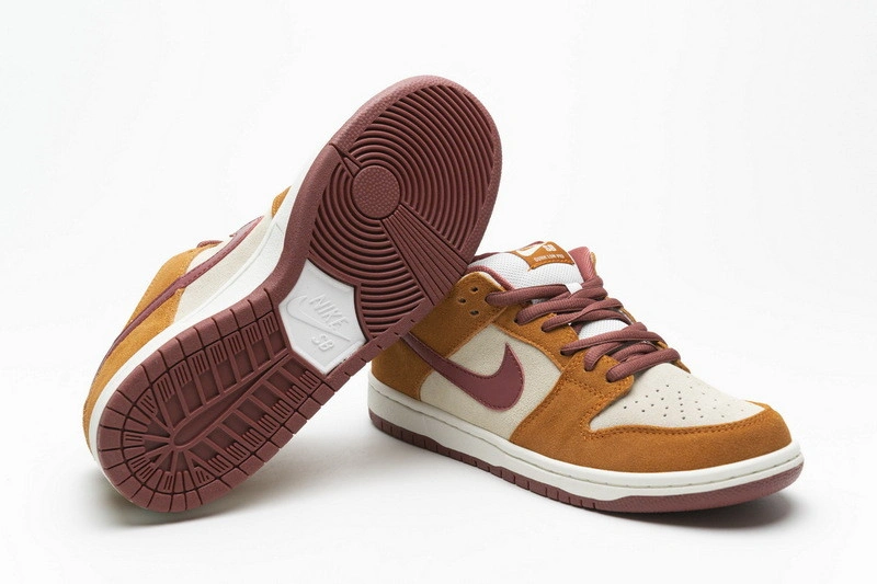 Nike SB Dunk Low Pro Dark Russet Cedar  BQ6817-202