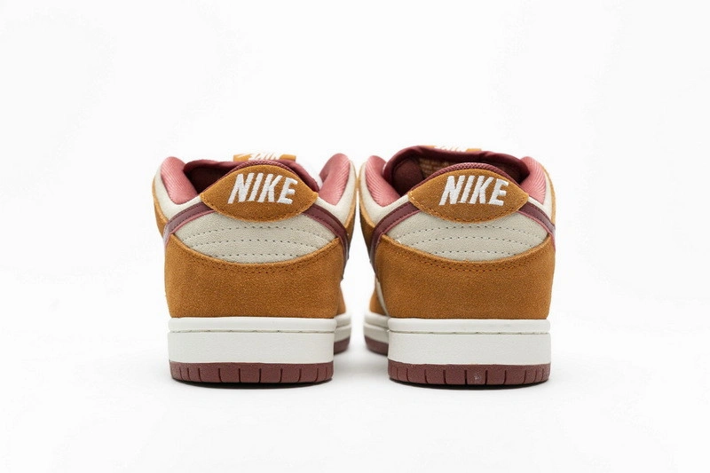 Nike SB Dunk Low Pro Dark Russet Cedar  BQ6817-202