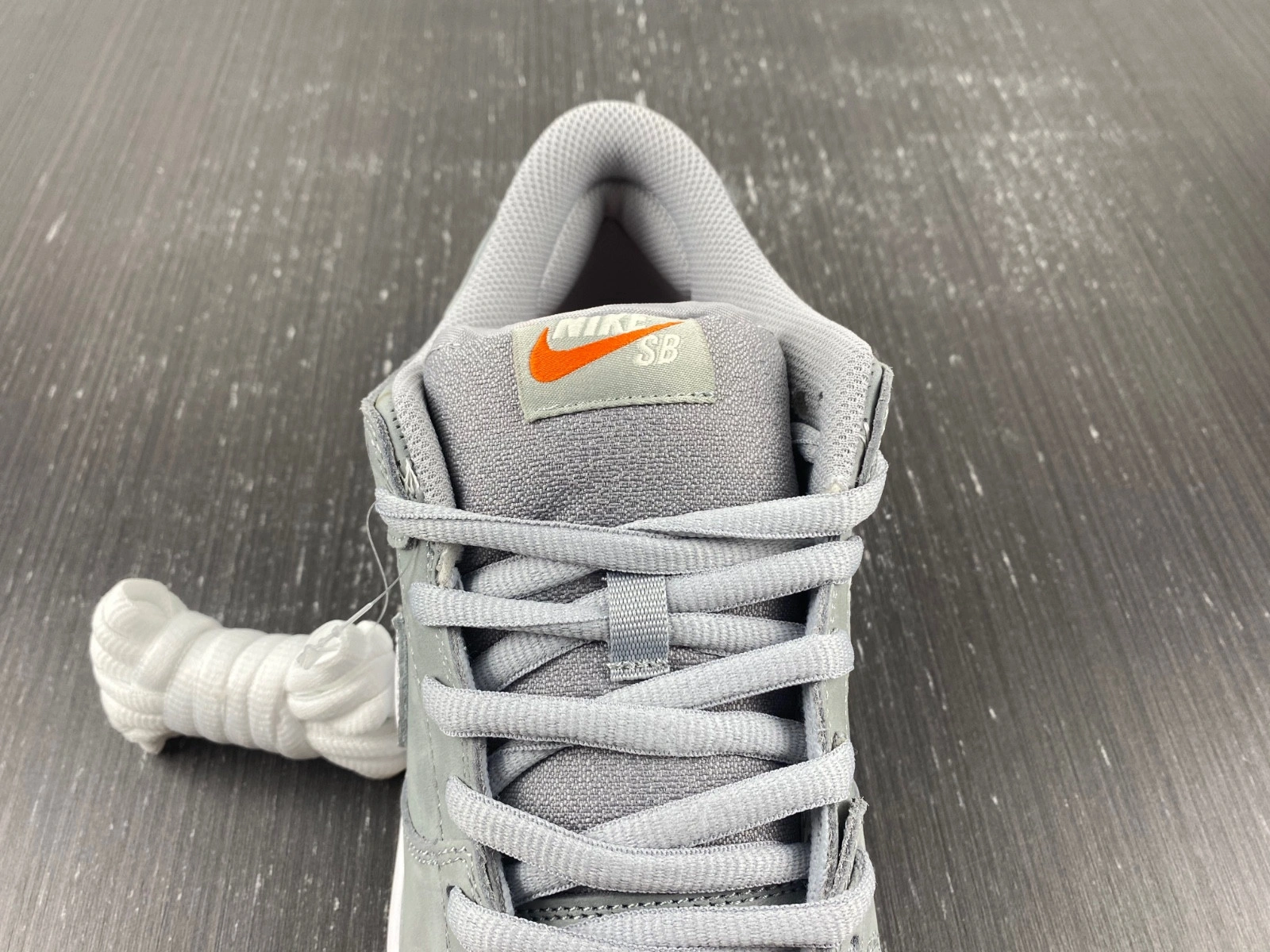 Nike SB Dunk Low Pro ISO Orange Label Wolf Grey Gum  DV5464-001