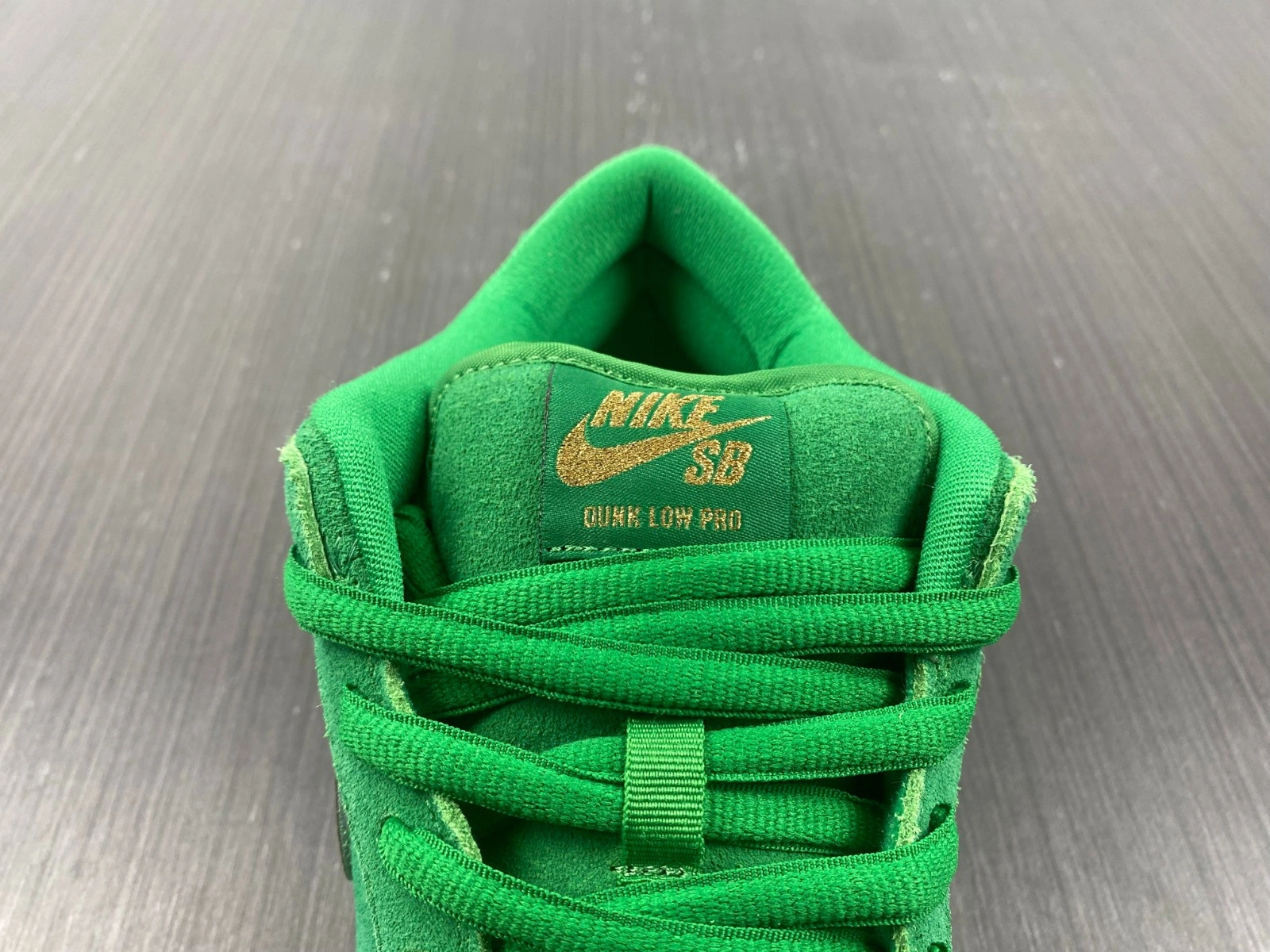 Nike SB Dunk Low St. Patty's Day BQ6817-303