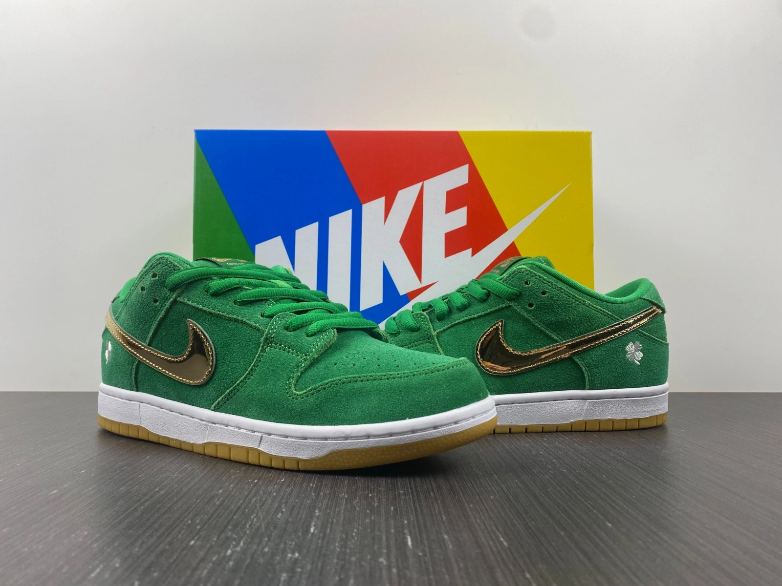Nike SB Dunk Low St. Patty's Day BQ6817-303