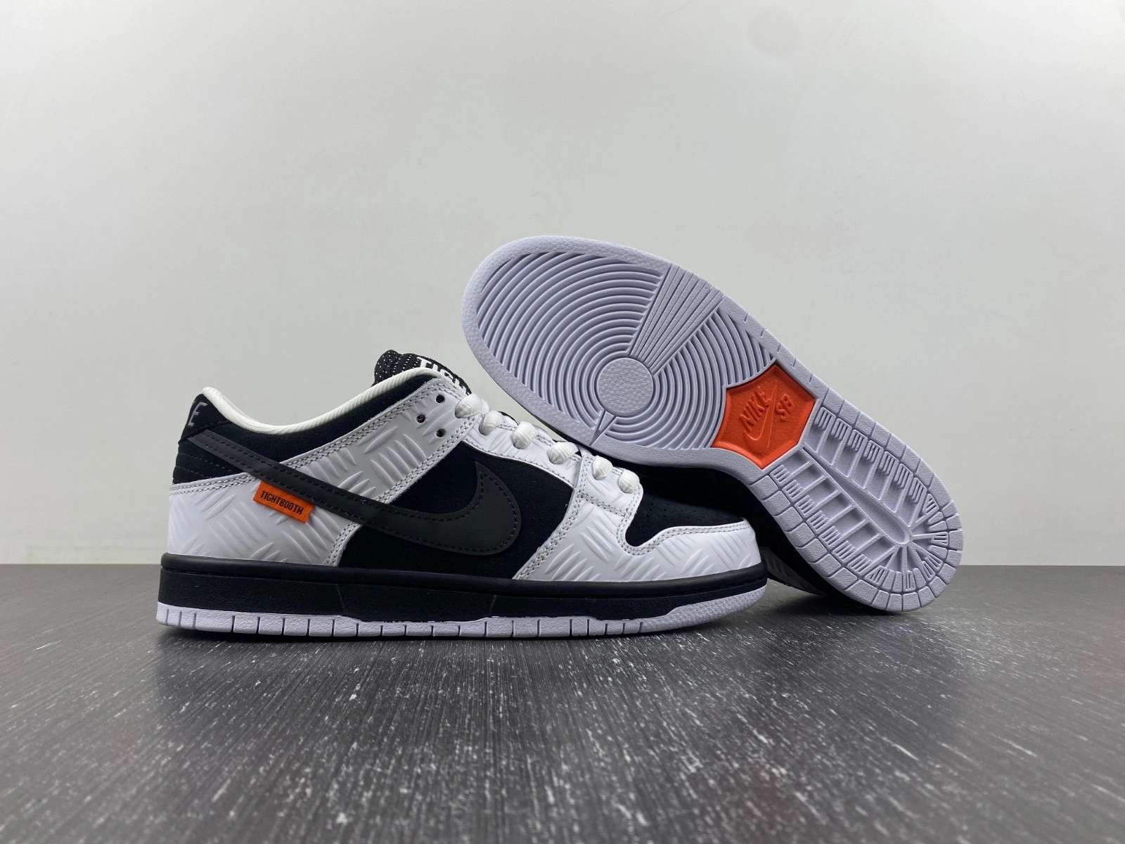 Nike SB Dunk Low TIGHTBOOTH Men's - FD2629-100