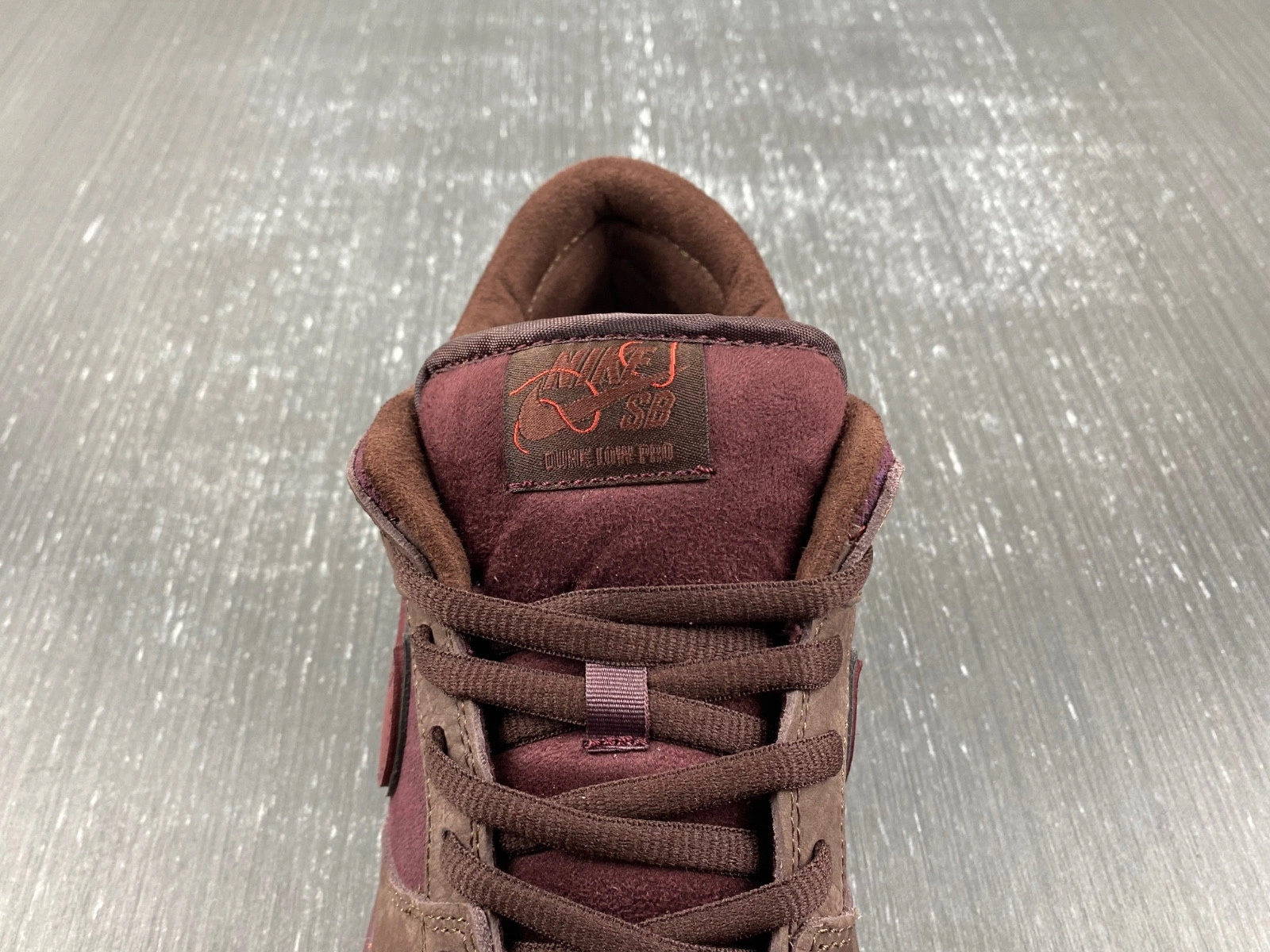 Nike SB Dunk Low Valentine's Day 2024 FN0619-600
