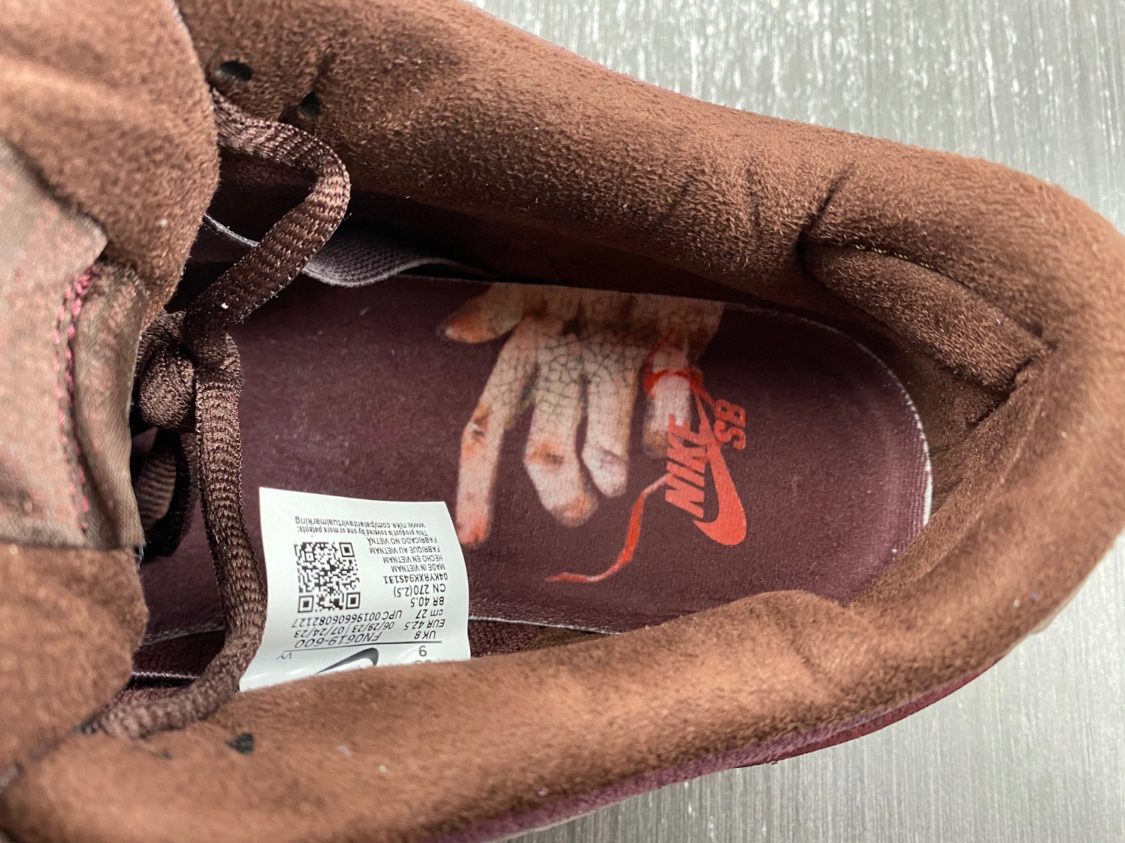 Nike SB Dunk Low Valentine's Day 2024 FN0619-600