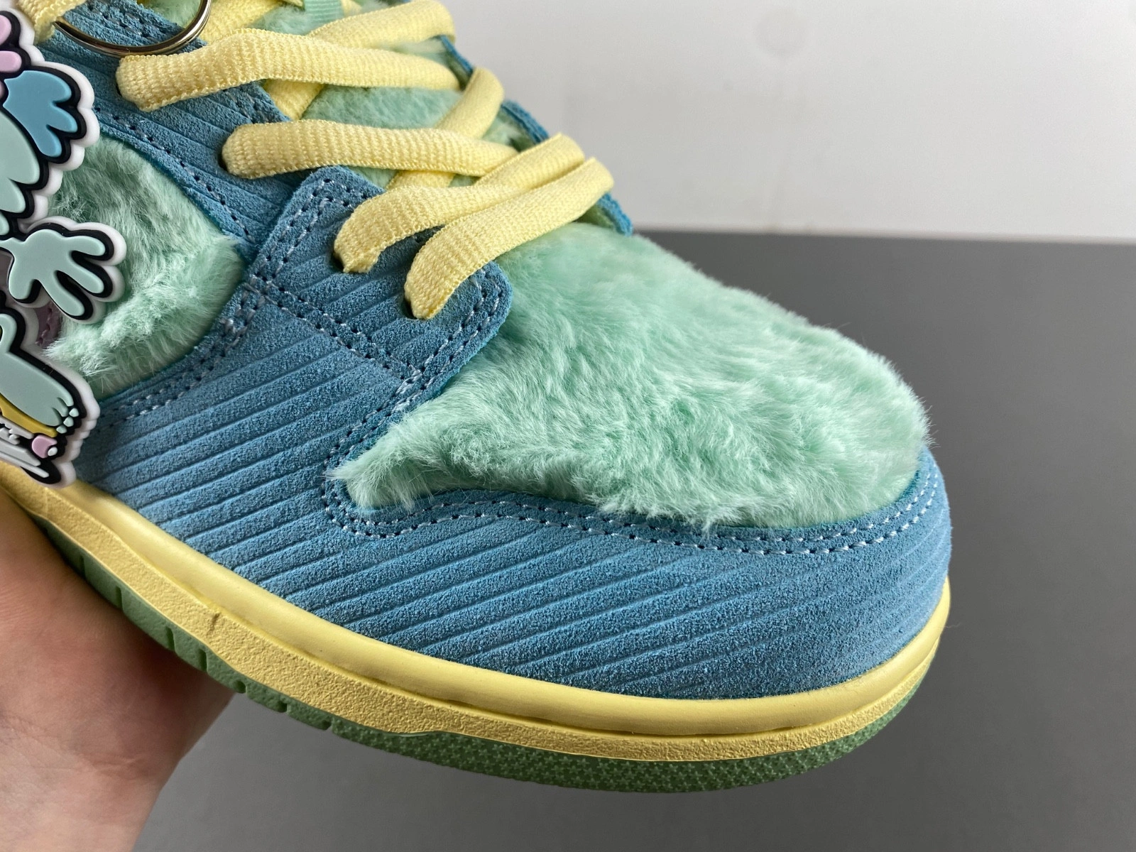 Nike SB Dunk Low Verdy 'Visty' - FN6040-400