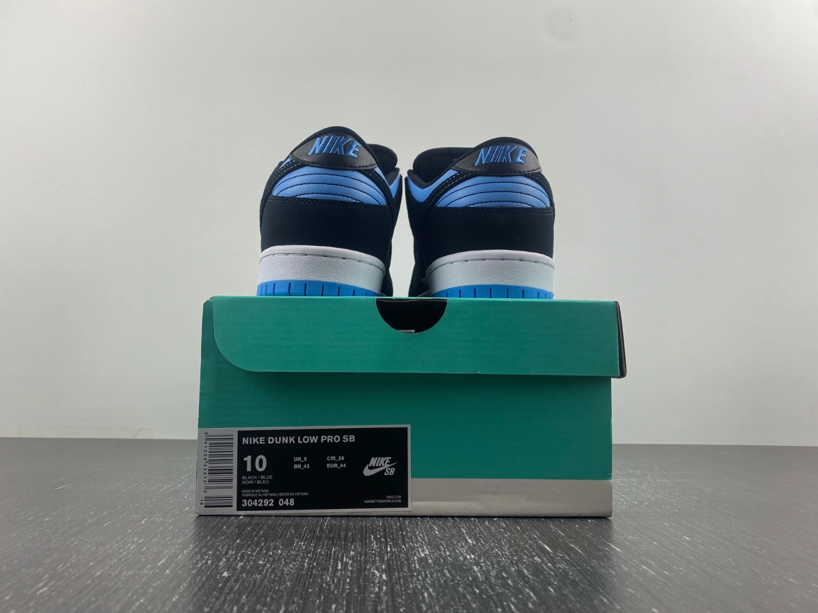 Nike SB Skateboard Dunk Low Pro Black  304292-048
