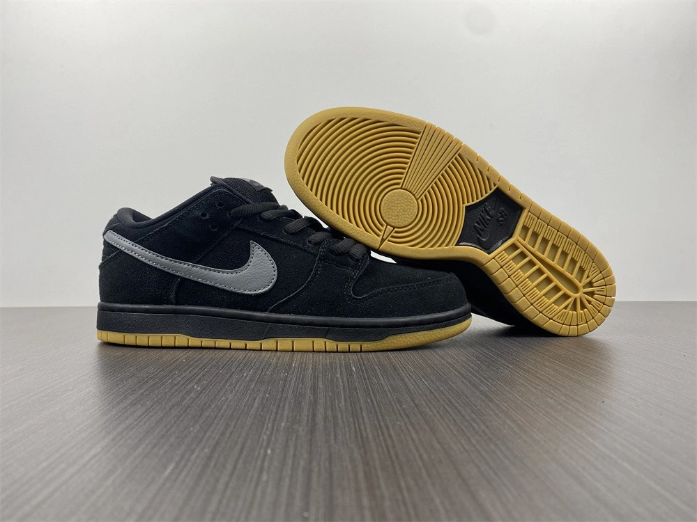 Nike SB Turns Back the Clock and Reveals a Dunk Low 