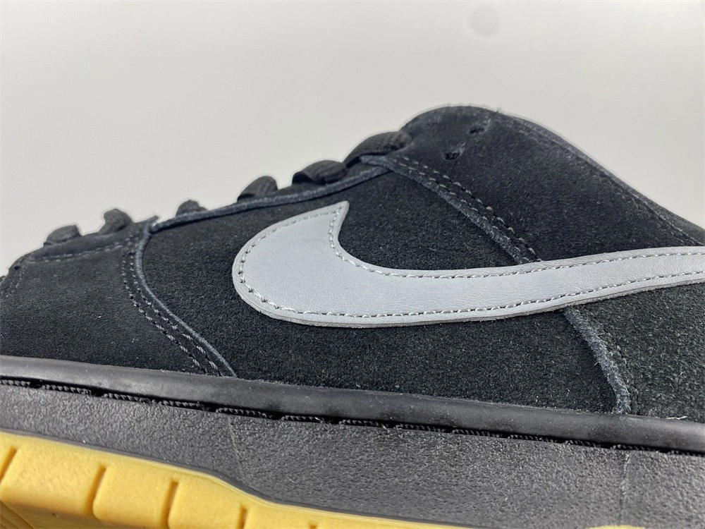 Nike SB Turns Back the Clock and Reveals a Dunk Low 