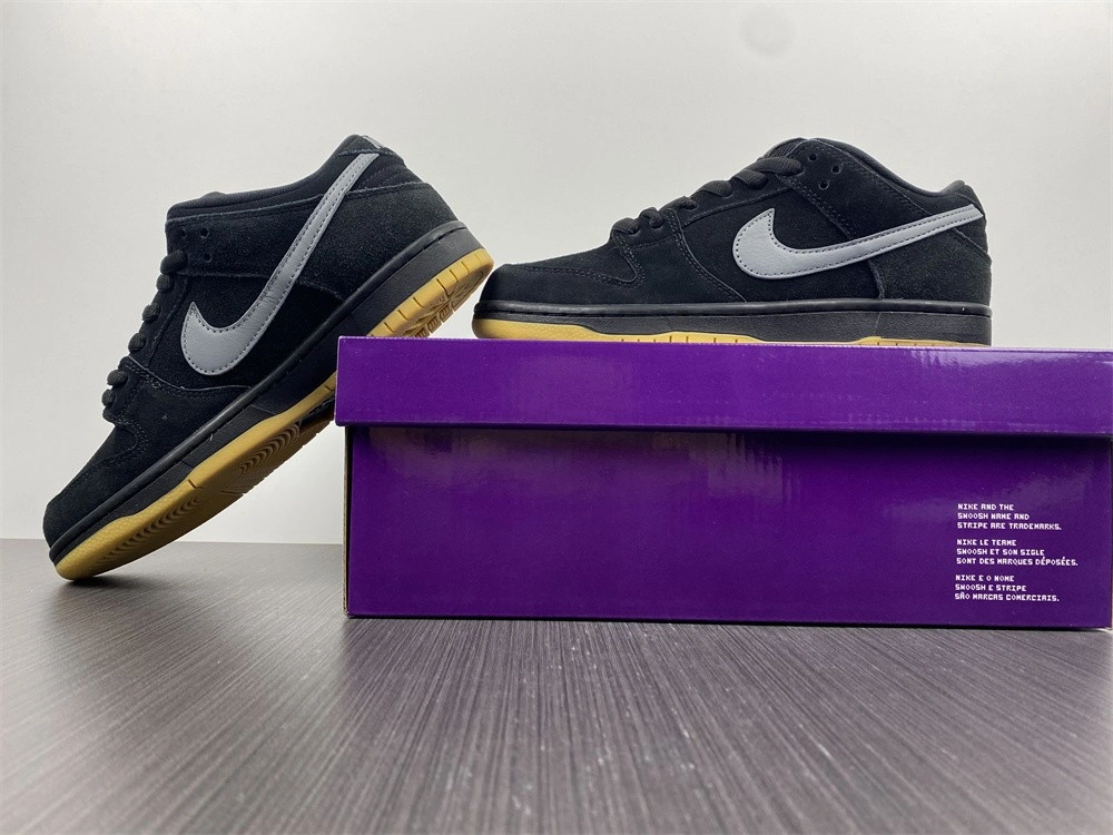 Nike SB Turns Back the Clock and Reveals a Dunk Low 