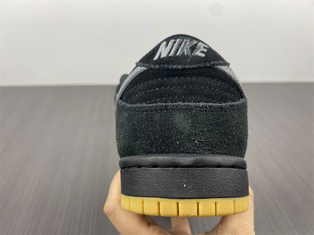 Nike SB Turns Back the Clock and Reveals a Dunk Low 