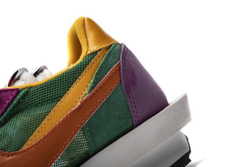 Nike Sacai x LDV Waffle 'Pink Green'  BV0073 -301