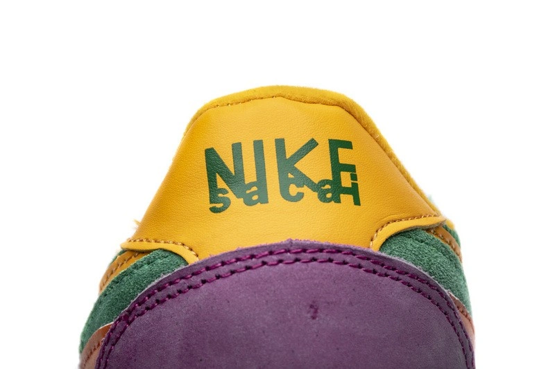 Nike Sacai x LDV Waffle 'Pink Green'  BV0073 -301