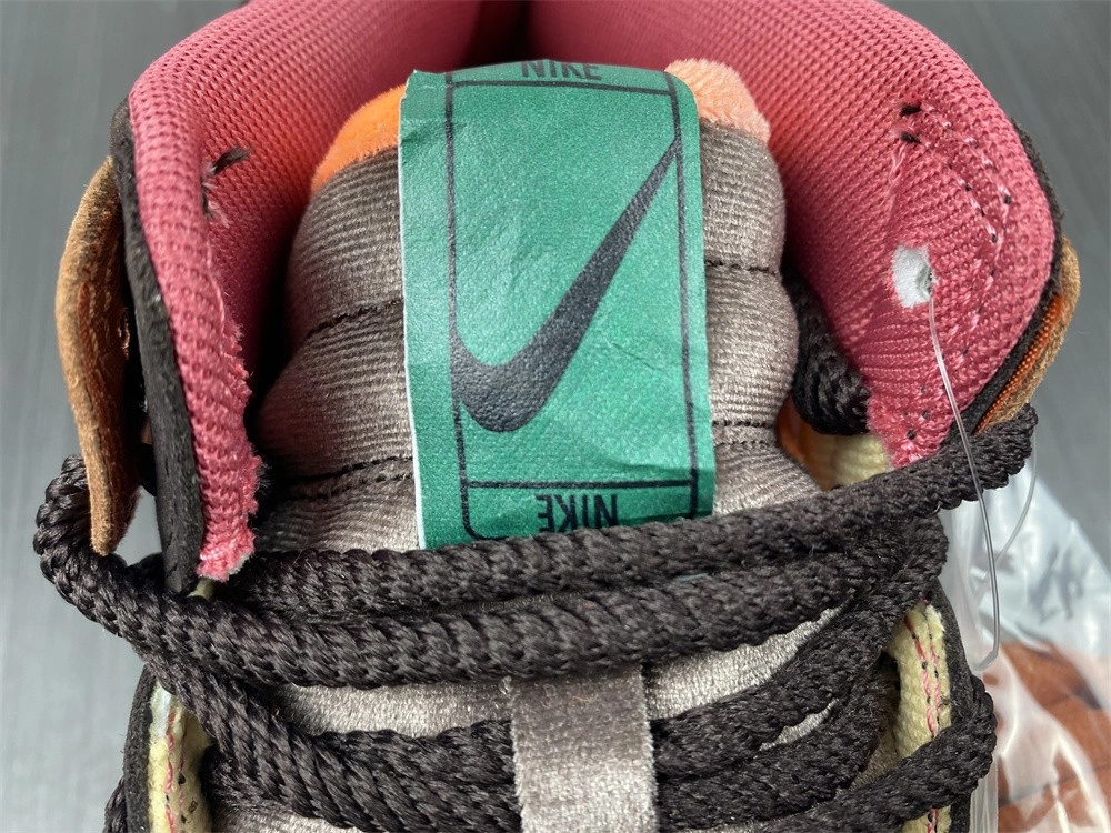 Nike Social Status x Dunk Mid 'Chocolate Milk'  DJ1173-700