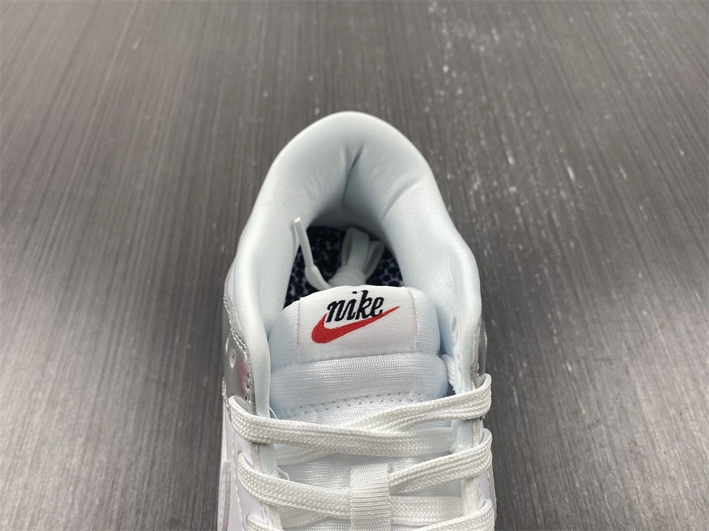 Nike Women's Dunk Low 'Heirloom' DH4403-700 (W)
