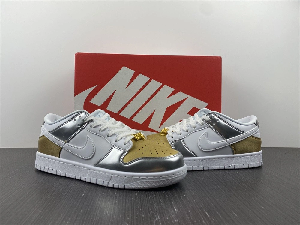 Nike Women's Dunk Low 'Heirloom' DH4403-700 (W)