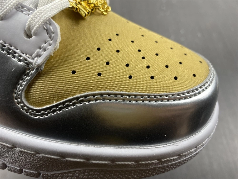 Nike Women's Dunk Low 'Heirloom' DH4403-700 (W)