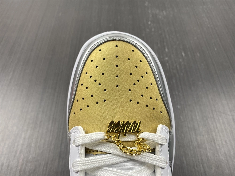 Nike Women's Dunk Low 'Heirloom' DH4403-700 (W)