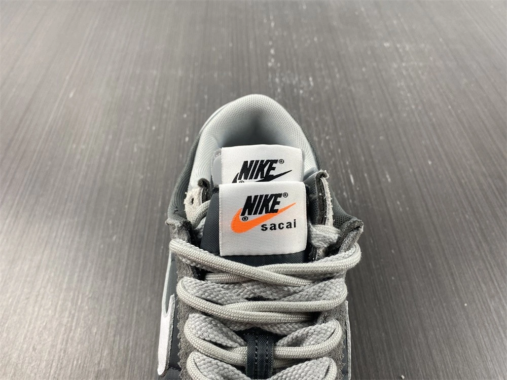 Nike Zoom Cortez SP sacai Iron Grey - DQ0581-001