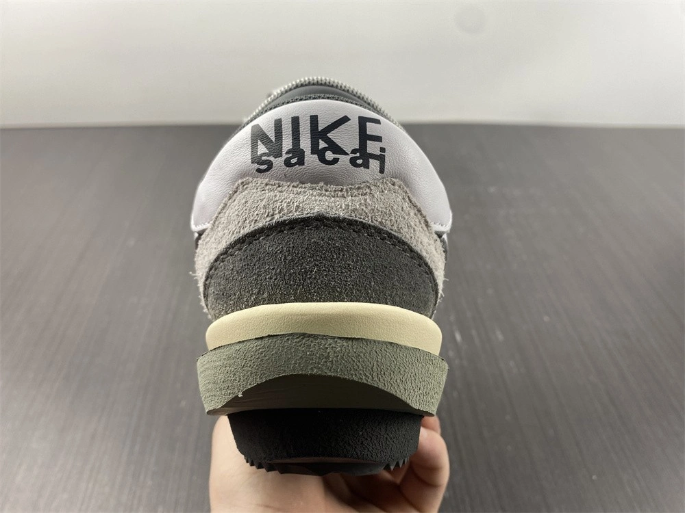 Nike Zoom Cortez SP sacai Iron Grey - DQ0581-001