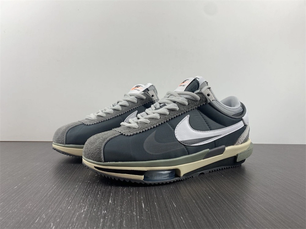 Nike Zoom Cortez SP sacai Iron Grey - DQ0581-001