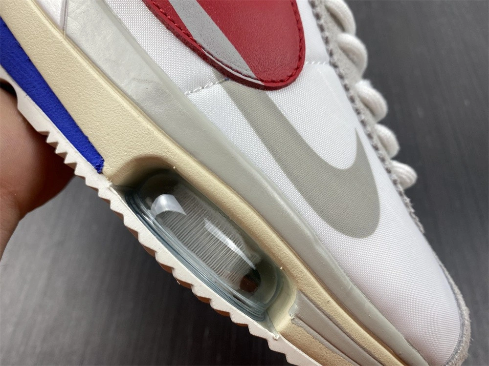Nike Zoom Cortez SP sacai White University Red Blue  DQ0581-100