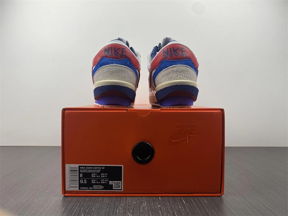 Nike Zoom Cortez SP sacai White University Red Blue  DQ0581-100