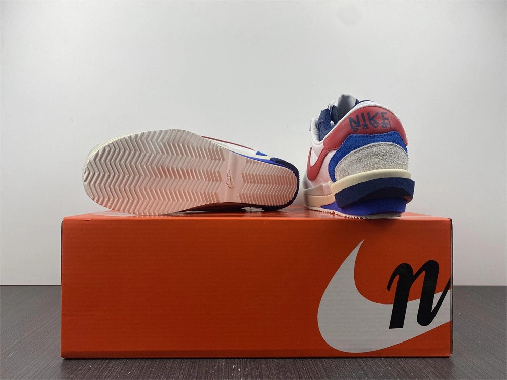 Nike Zoom Cortez SP sacai White University Red Blue  DQ0581-100