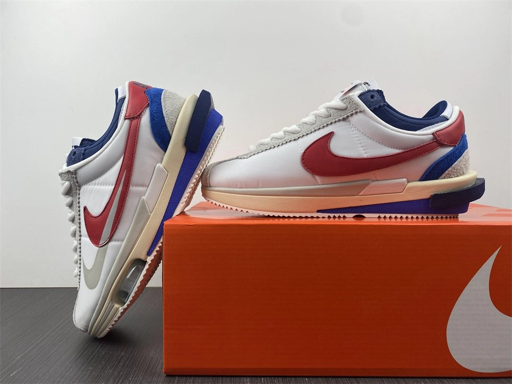 Nike Zoom Cortez SP sacai White University Red Blue  DQ0581-100