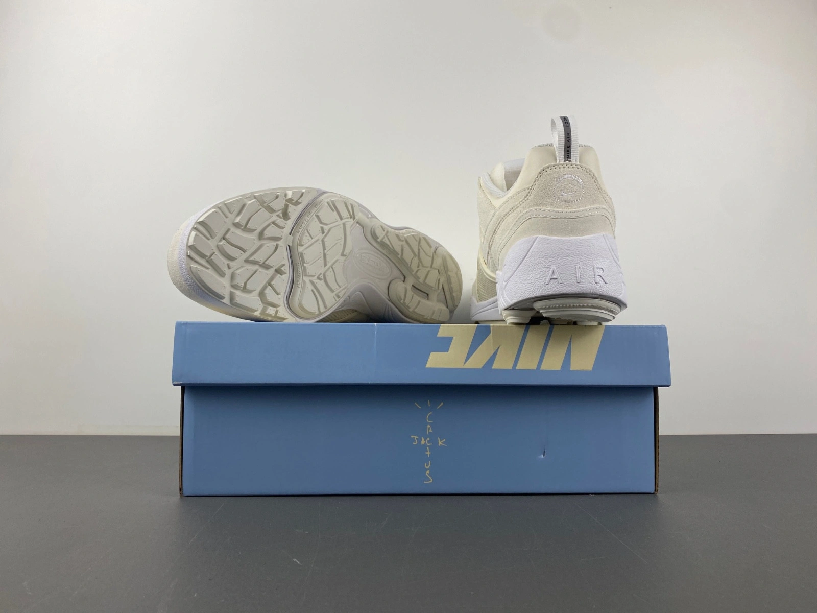 Nike Zoom Field Jaxx SP Travis Scott Sail Men's HQ3061-100