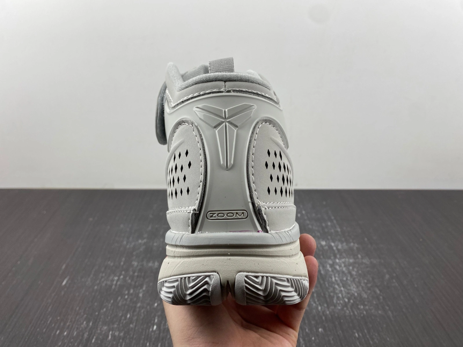 Nike Zoom Kobe 2 'Fade To Black - 869452 003