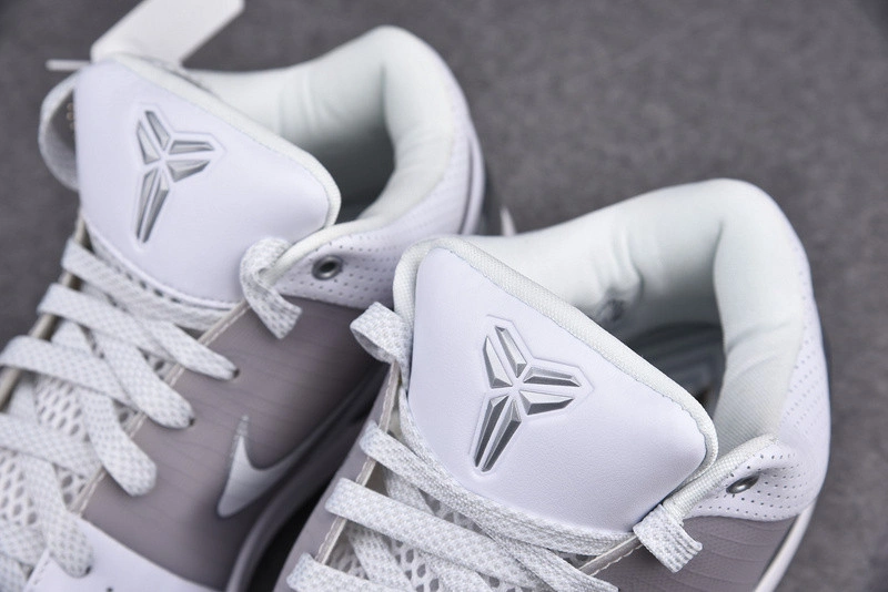 Nike Zoom Kobe 4 'Metallic Silver' - 344335 111