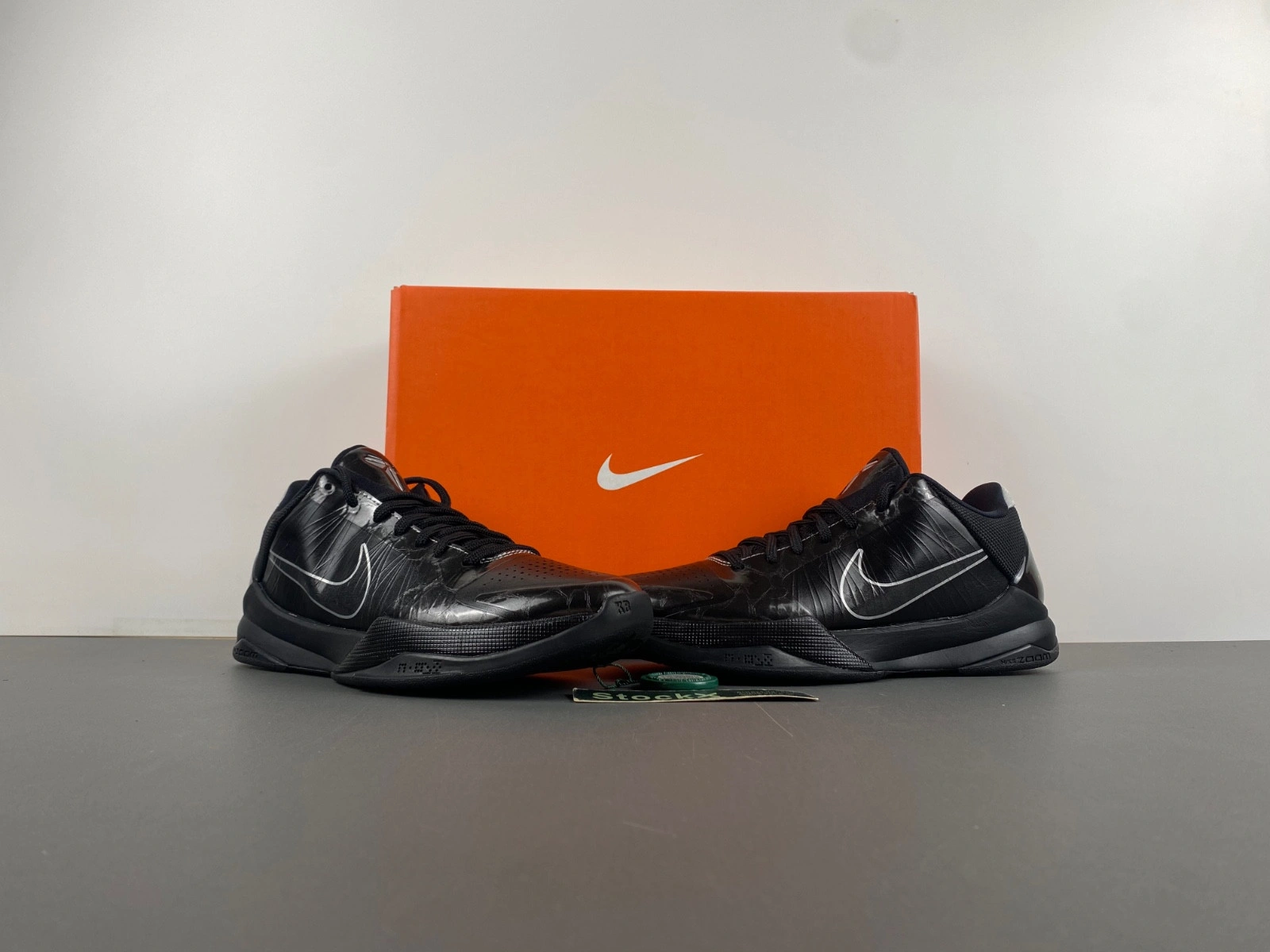 Nike Zoom Kobe V X 'Blackout'   386430-003