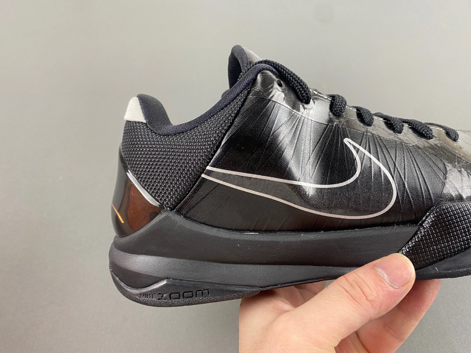Nike Zoom Kobe V X 'Blackout'   386430-003