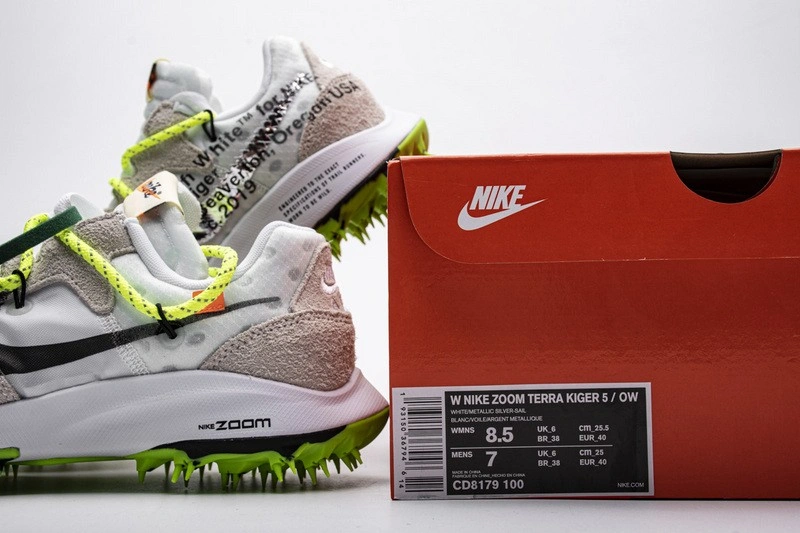 Nike Zoom Terra Kiger 5 OWT   CD8179-100