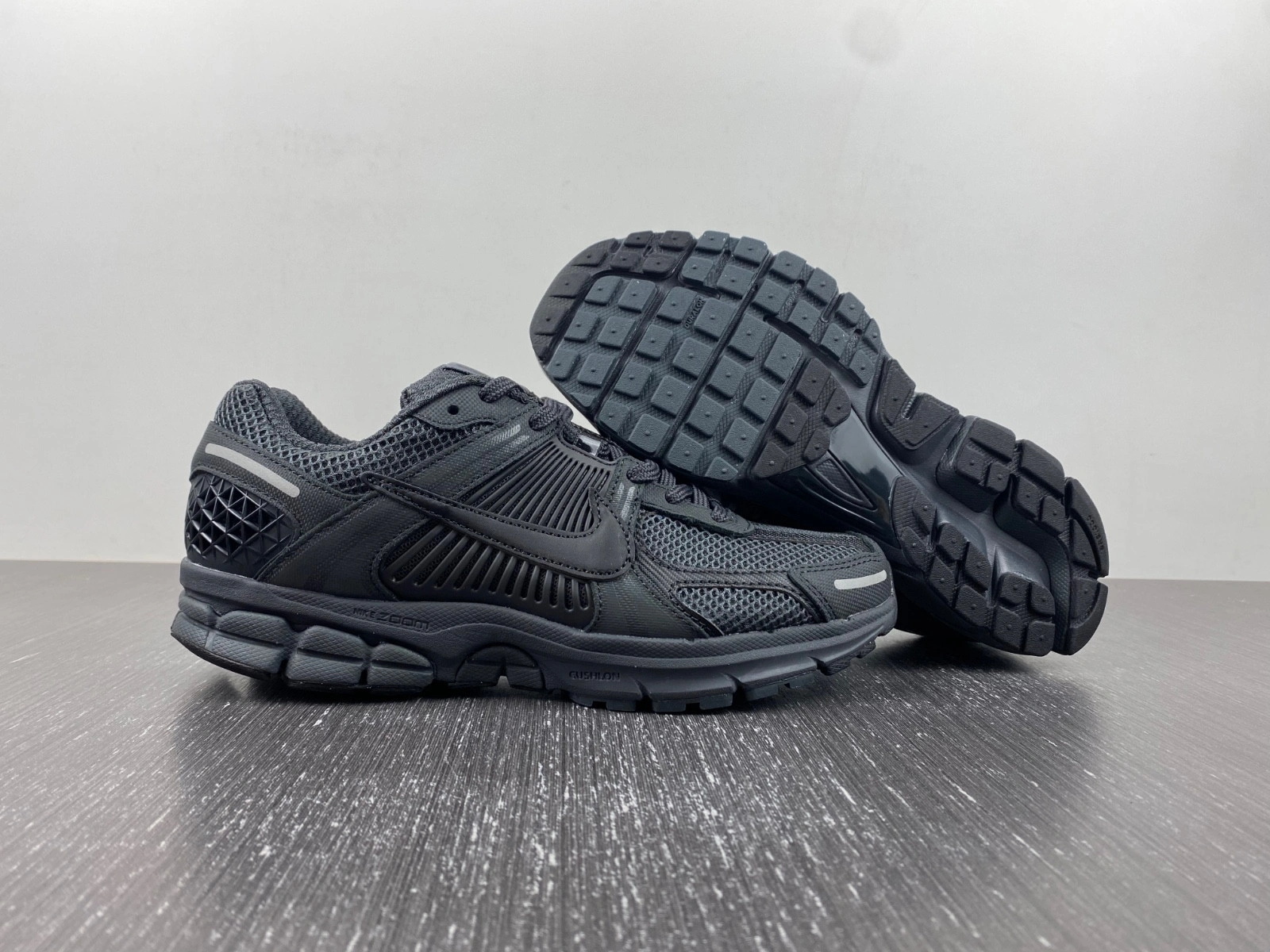 Nike Zoom Vomero 5 'Anthracite' BV1358-002