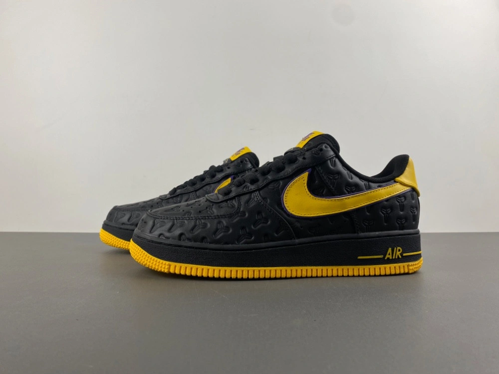 Nike x Kobe Bryant Baskets Air Force 1 'Lakers Away  HV5122001