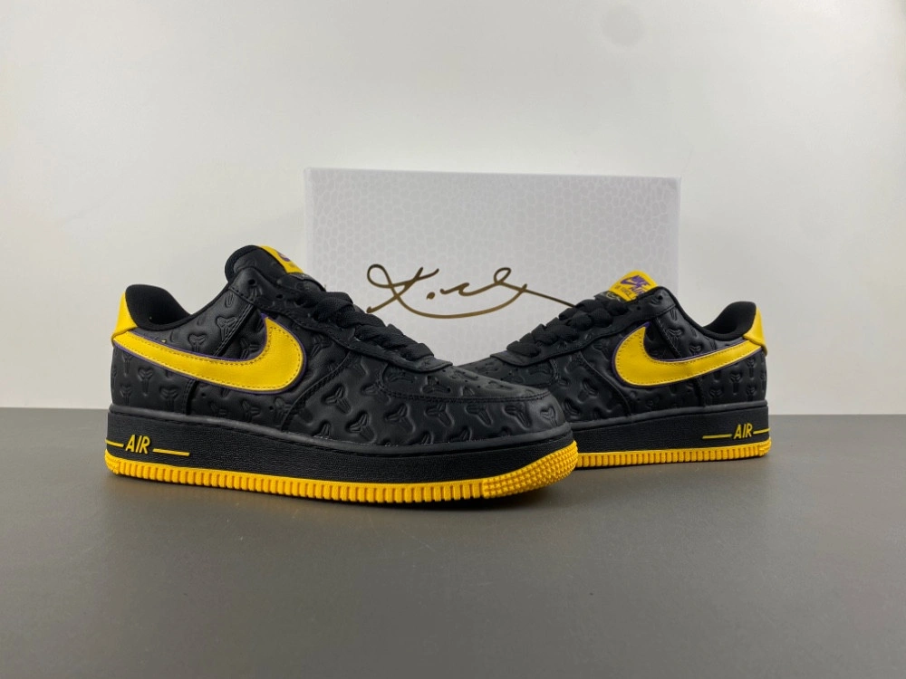 Nike x Kobe Bryant Baskets Air Force 1 'Lakers Away  HV5122001