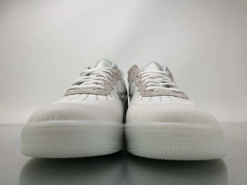 OWT  NIKE AIR FORCE 1 LOW WHITE AO4606 -100