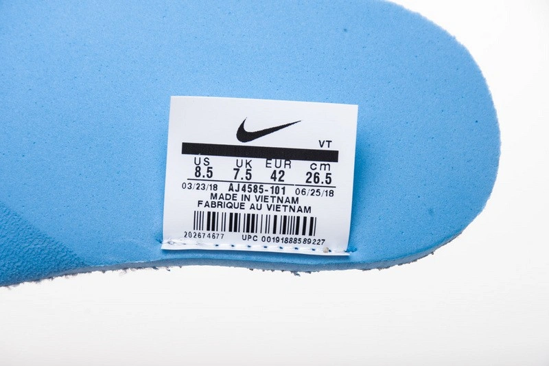 OWT  Nike Air Max 97 Wolf Grey Menta AJ4585-012