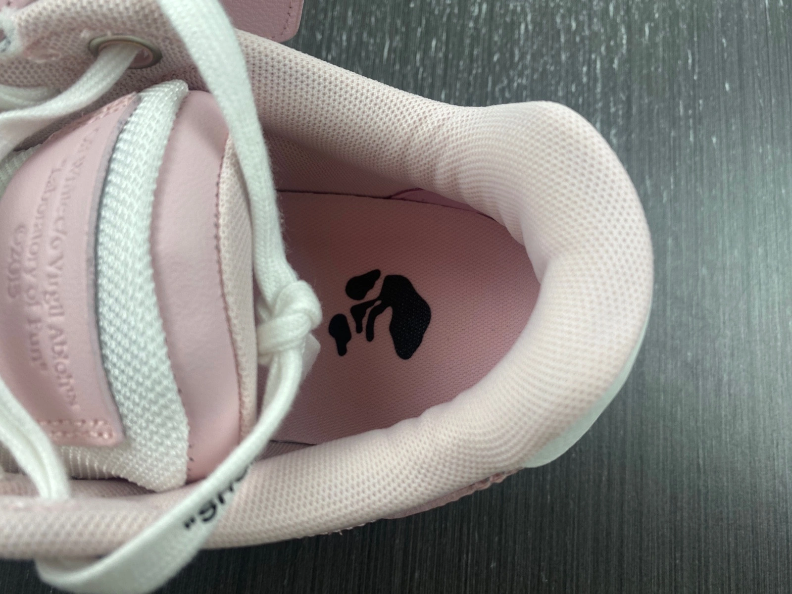 OWT  OUT OF OFFICE SNEAKERS