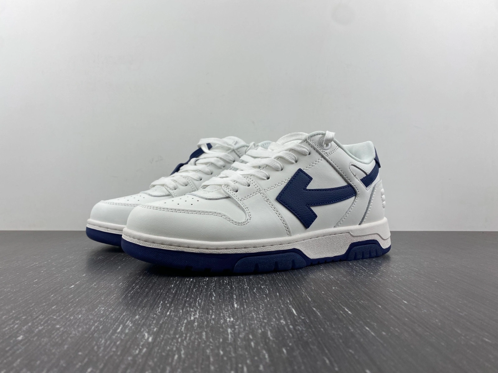 OWT  OUT OF OFFICE SNEAKERS