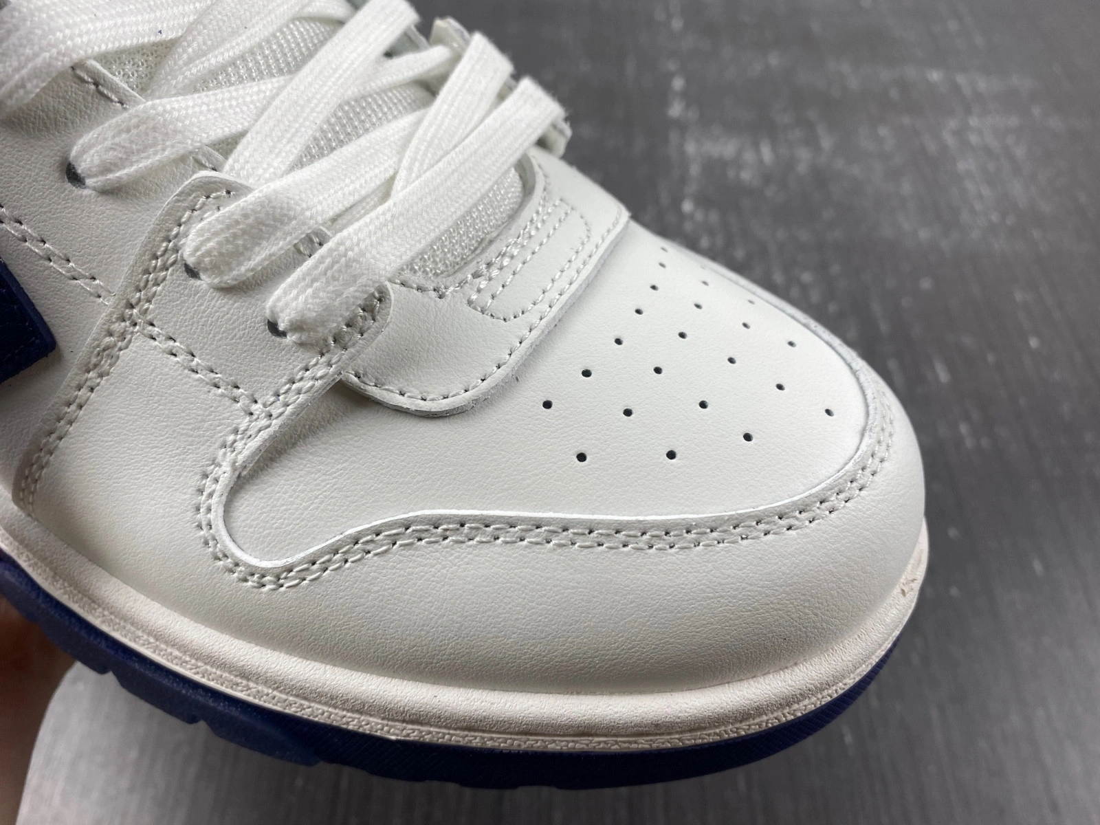 OWT  OUT OF OFFICE SNEAKERS