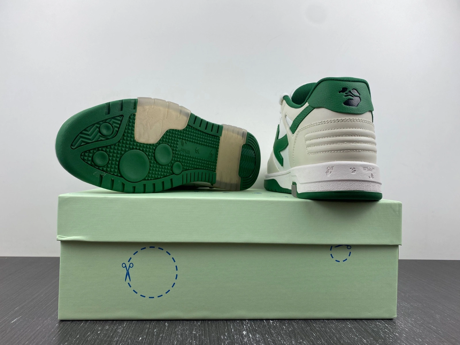 OWT  OUT OF OFFICE SNEAKERS