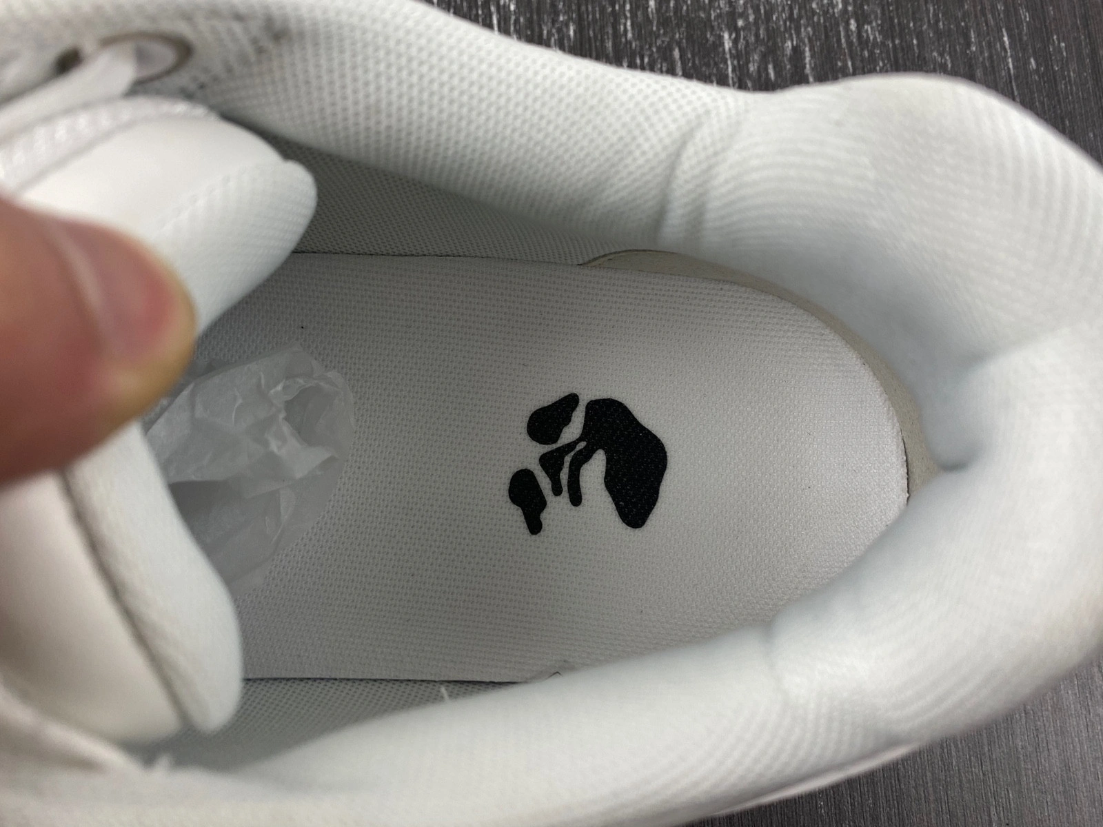 OWT  OUT OF OFFICE SNEAKERS
