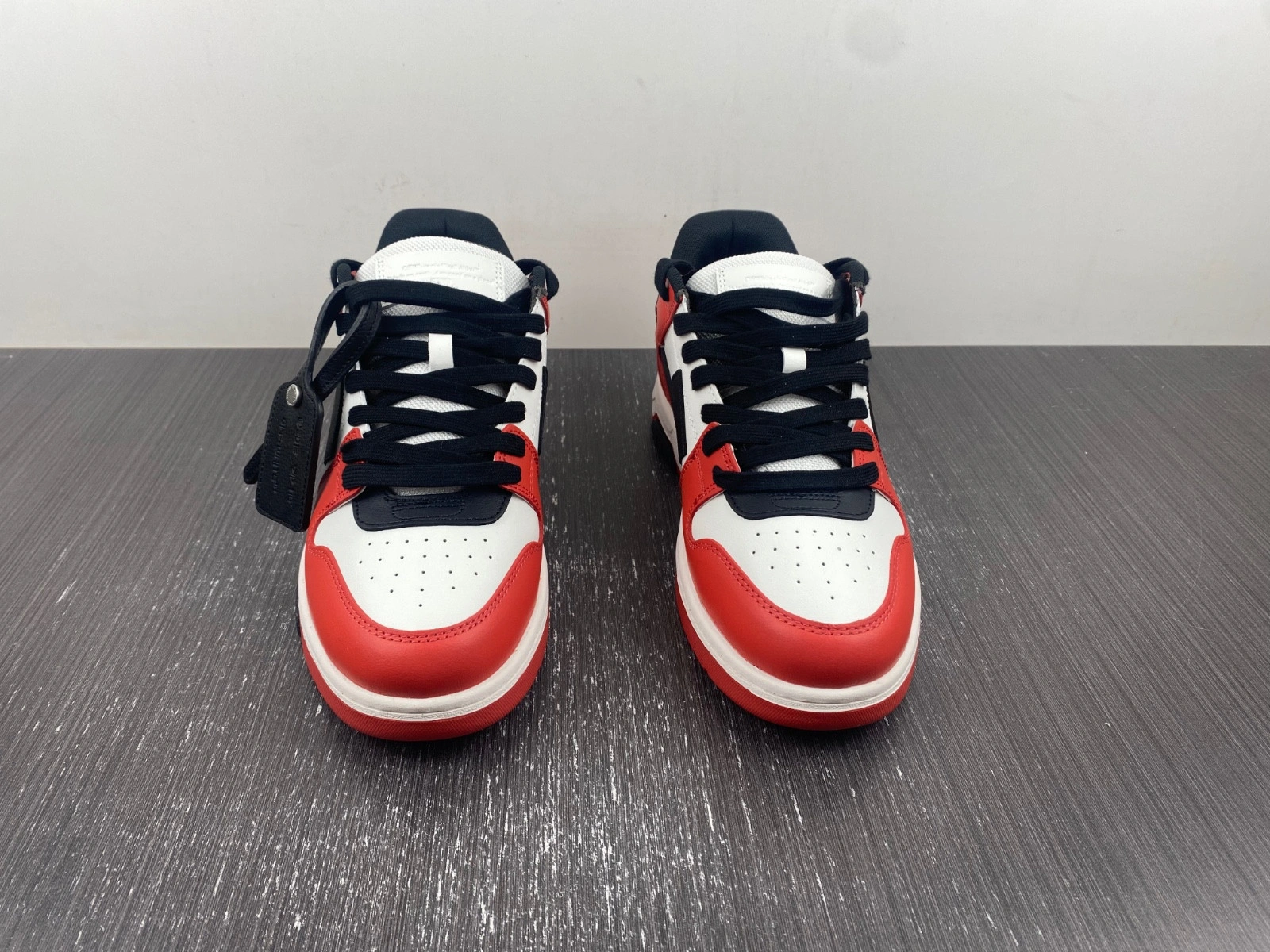 OWT  OUT OF OFFICE SNEAKERS