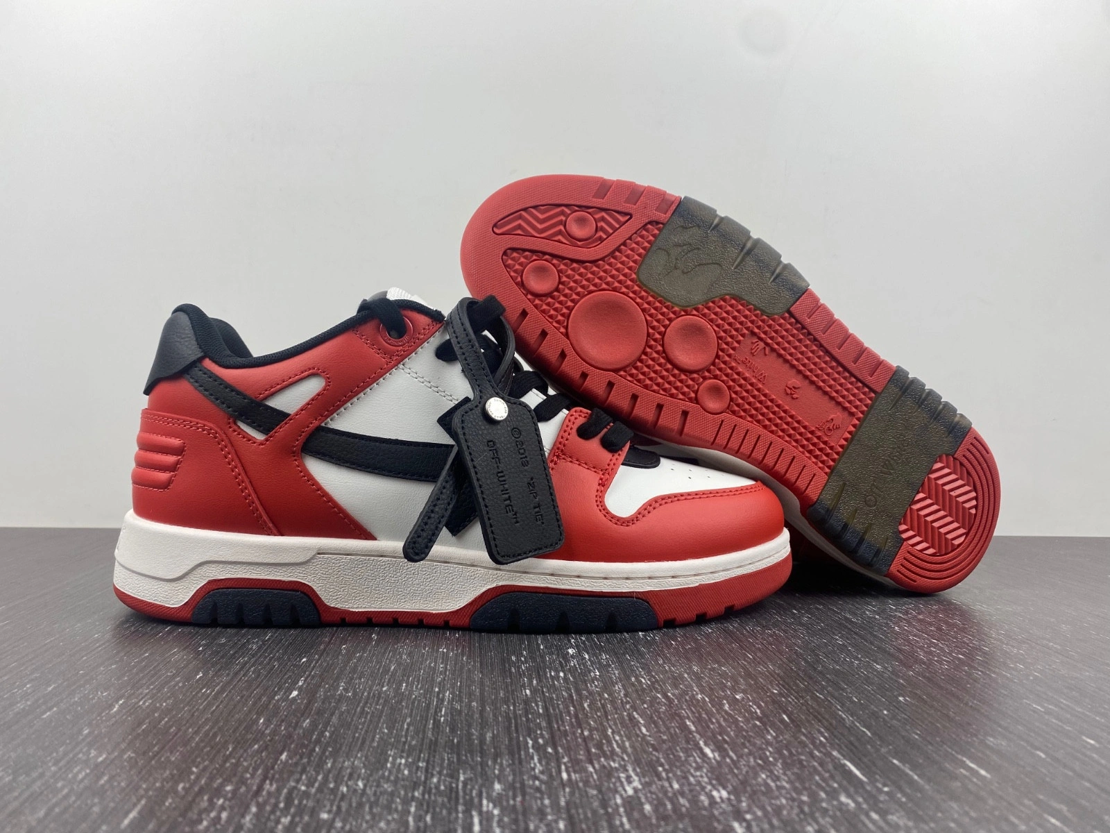 OWT  OUT OF OFFICE SNEAKERS